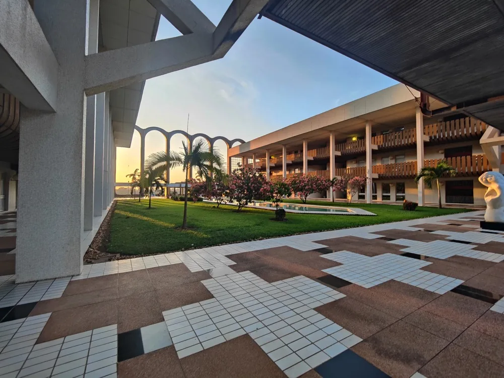 Les arcades de l’INP-HB